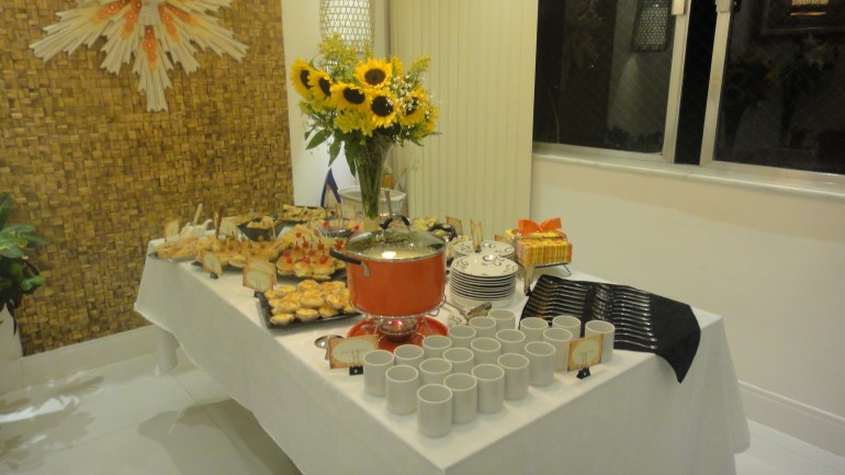 Copos de "feijão amigo" para o creme de palmito quentinho!