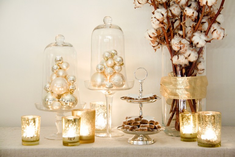 natal aparador com bolas e doces via westwing