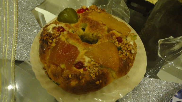 O bolo, mas todos queriam era a lembrança.