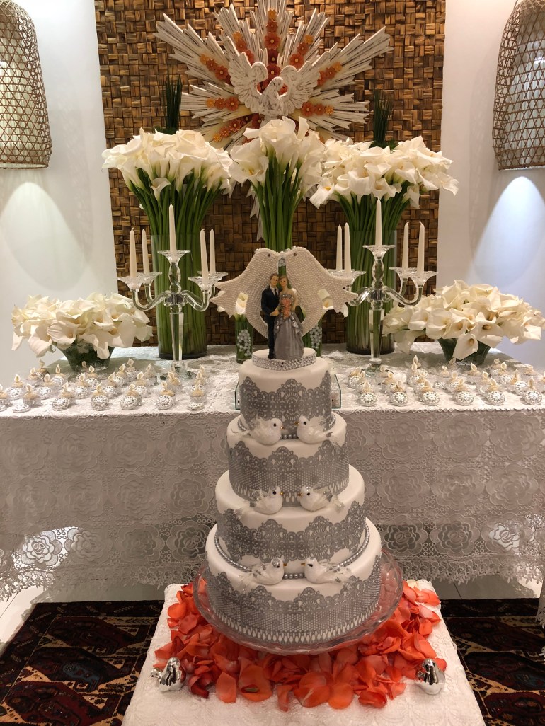 E6D375F3-0DE1-4FE9-86BC-0467228B3F0D